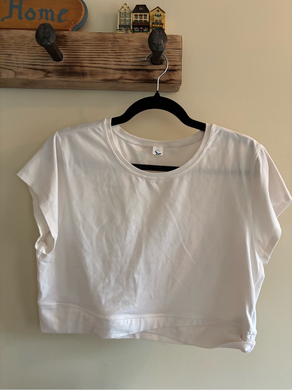 Old Navy /  White Women's Crop Active Tee